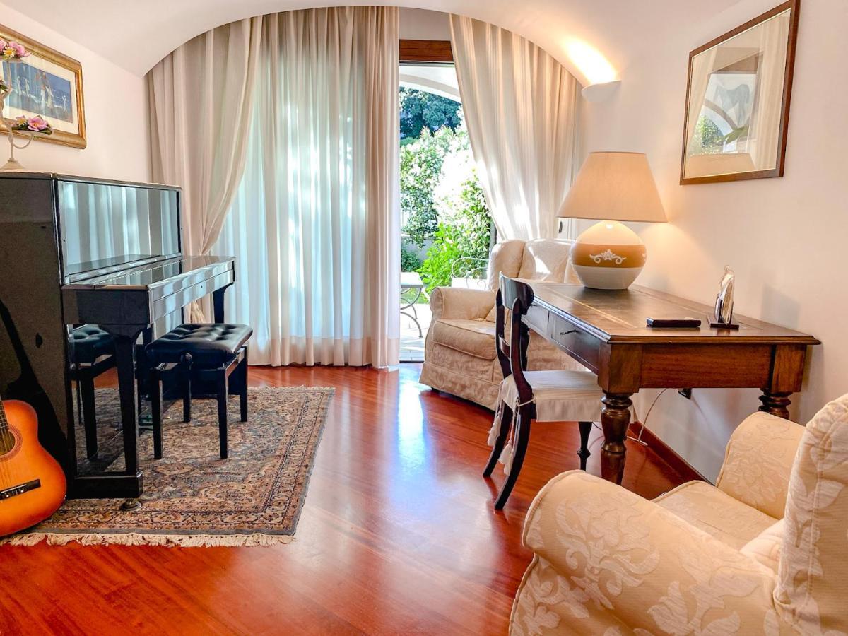 Appartamento Casa Sterlizia Olbia Esterno foto