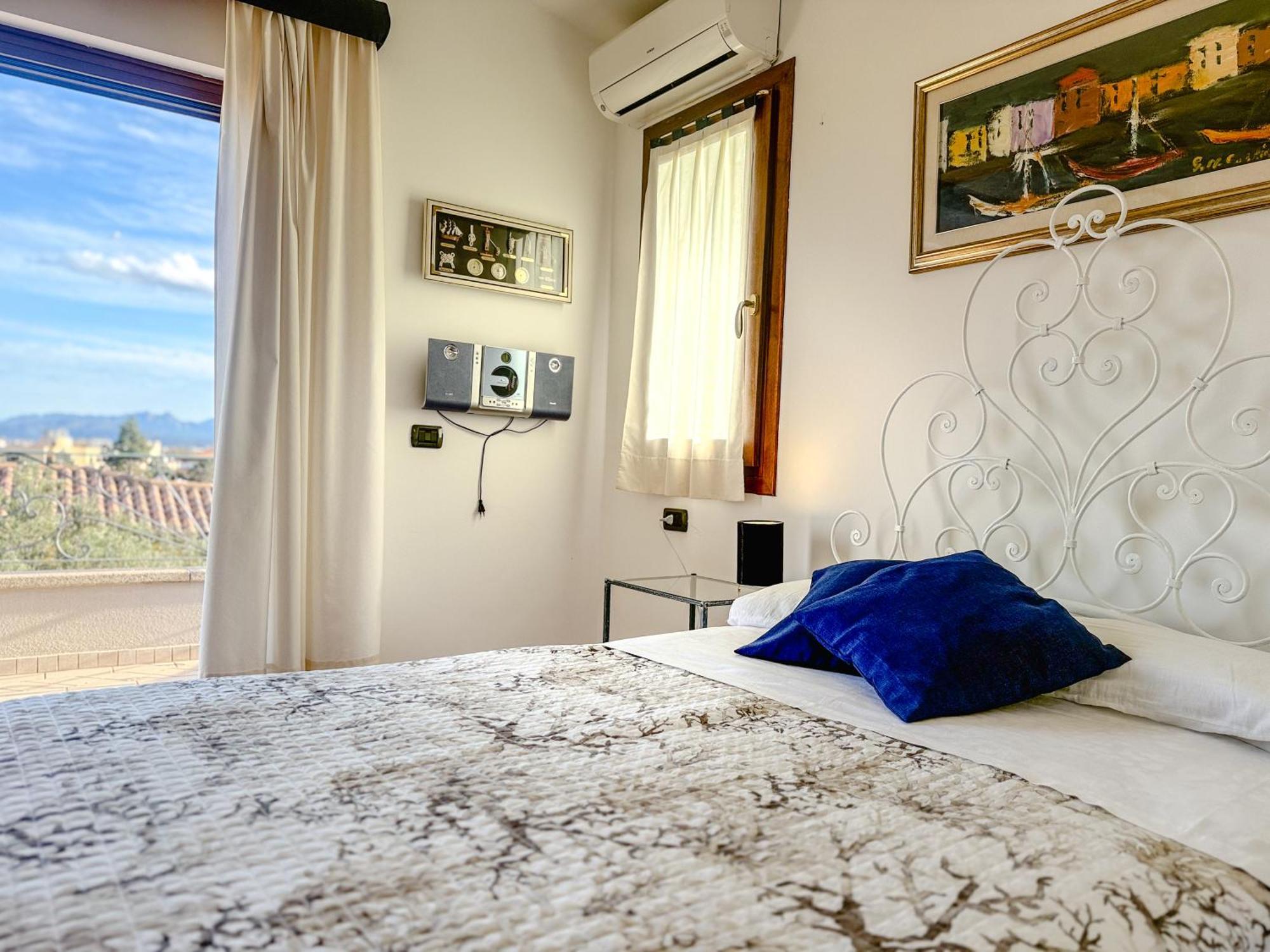 Appartamento Casa Sterlizia Olbia Esterno foto